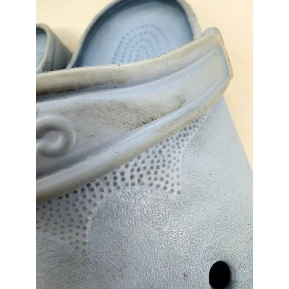 Crocs Classic Clogs Light Blue Unisex Slip On Comfort Shoes Size M8 W10 Used